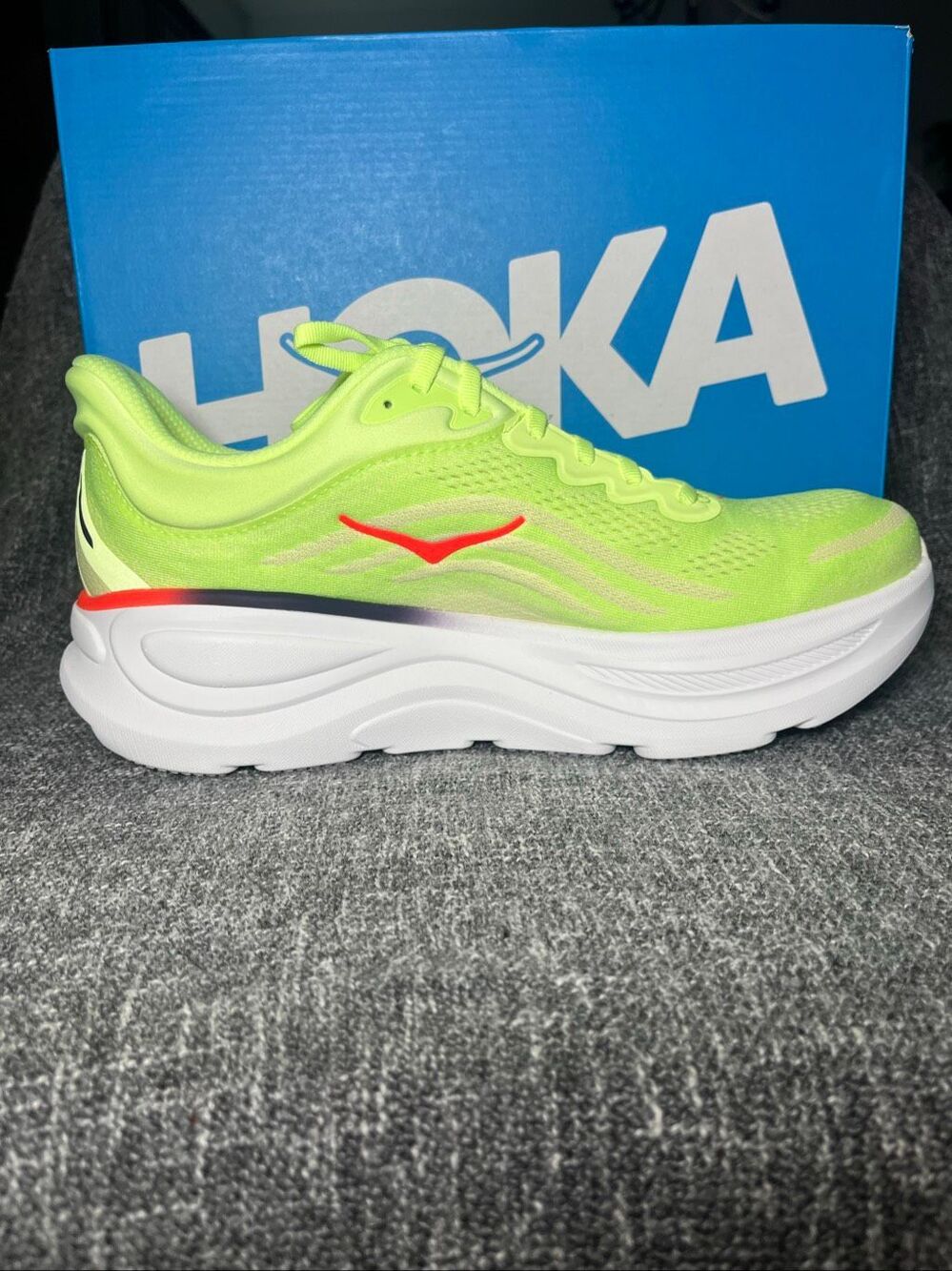 Hoka One One Bondi 9 Neon Yellow Lime Green Running Shoes Men's Size 11 New - Picture 3 of 7